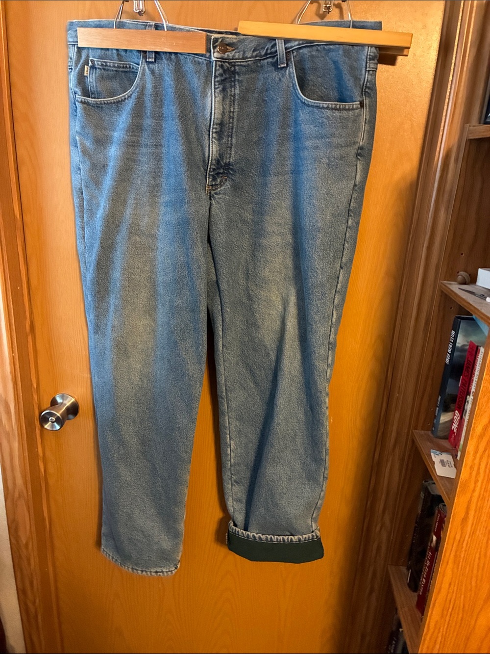 L.L. Bean Men's Medium Blue, green fleece lined Relaxed Jeans